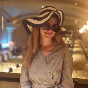 Meet your Posher, Katelyn